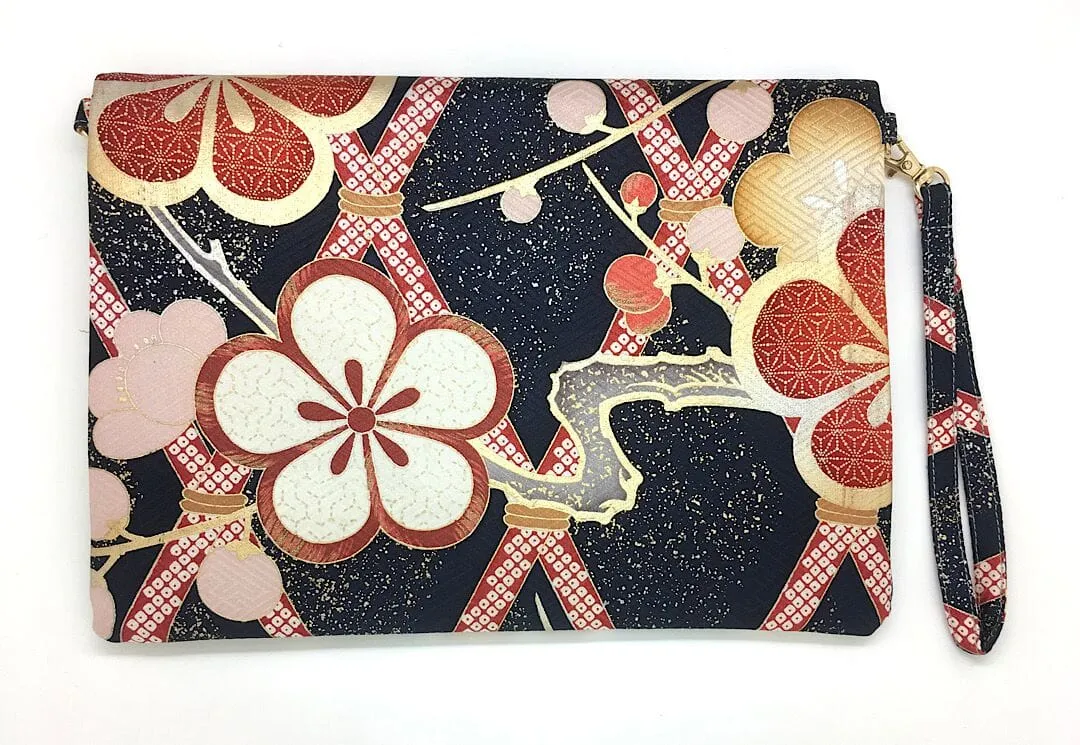 Ookii Kuukou Large Folding Wristlet Clutch 5588I