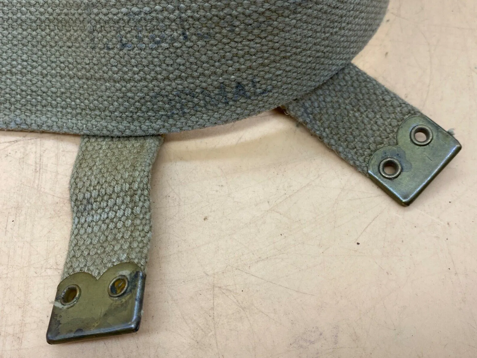 Original WW2 British Army 1937 Pattern NORMAL Size Shoulder Strap.