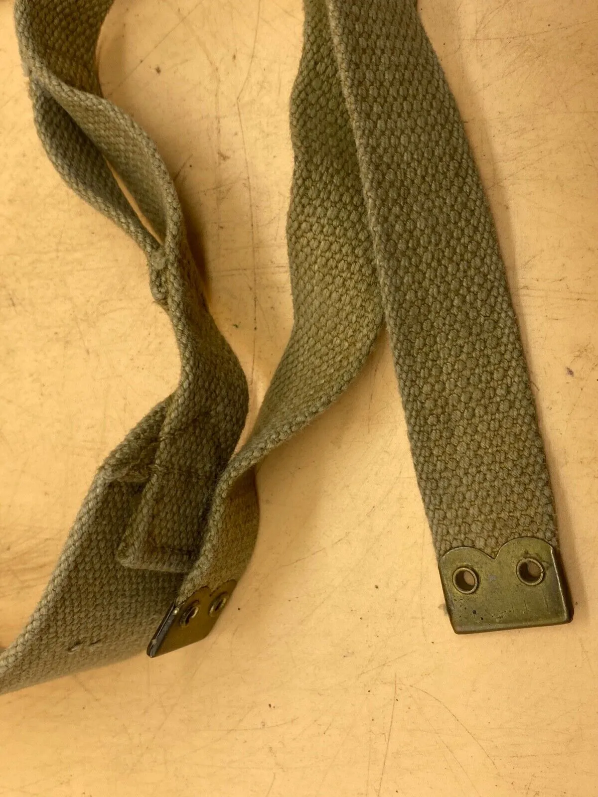 Original WW2 British Army 1937 Pattern NORMAL Size Shoulder Strap.