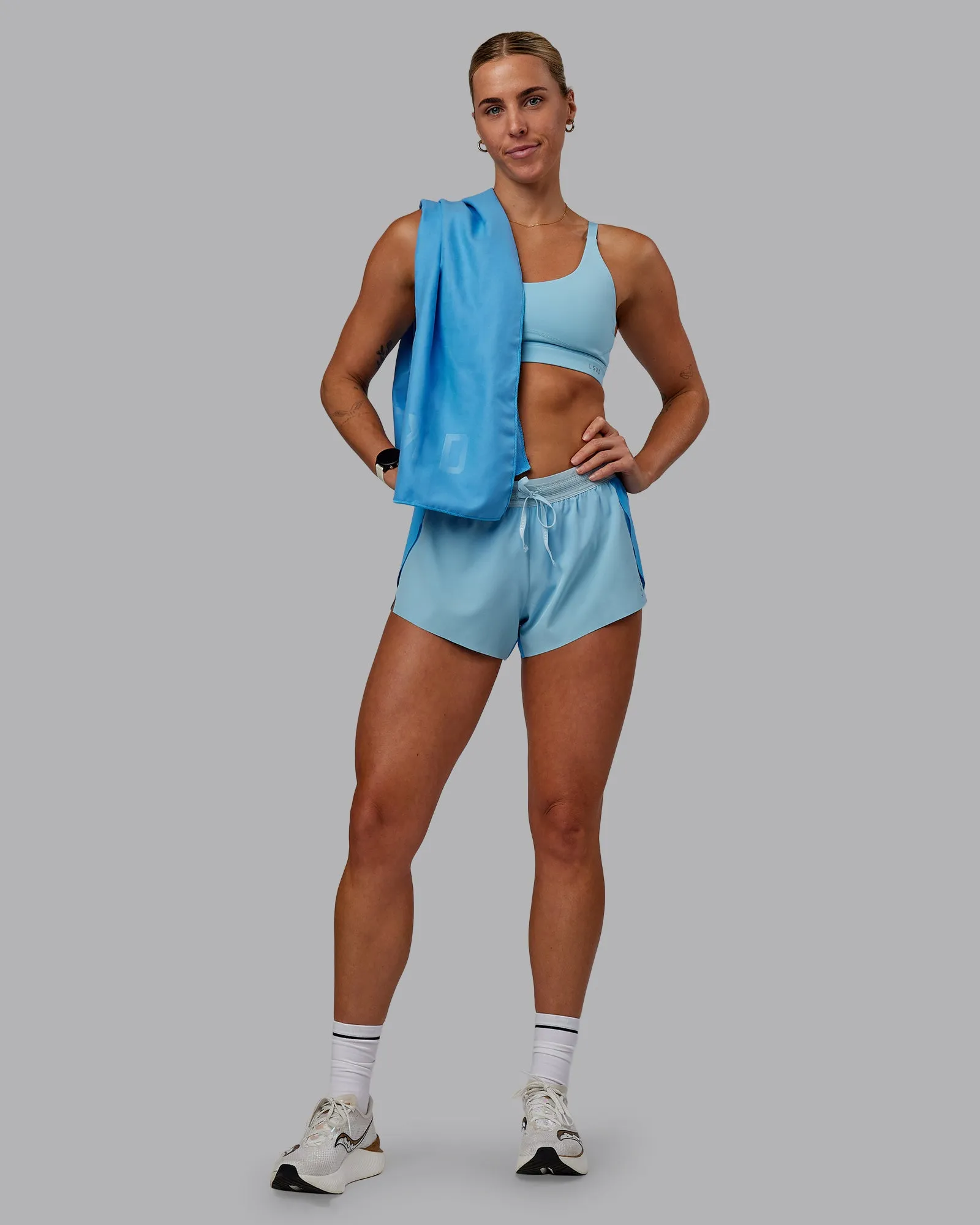 Perform Microfibre Lightweight Towel Medium - Azure Blue