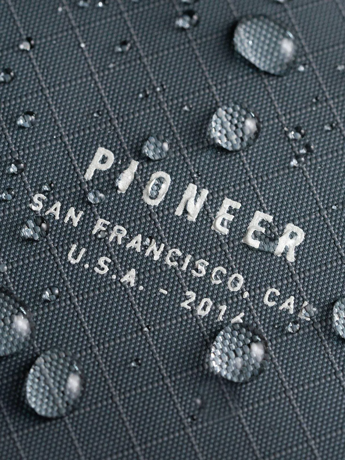 Pioneer Molecule Card Holder 3PN Slate