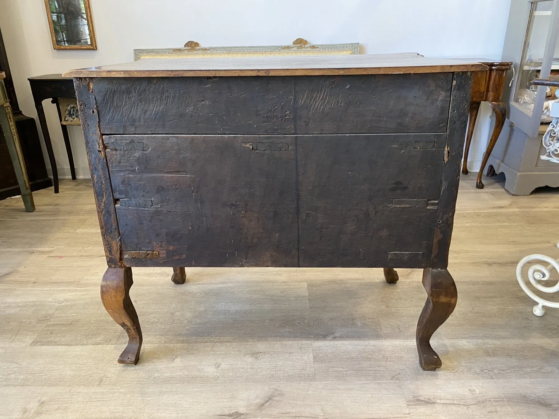 Portuguese Walnut Commode, 18th Century, Fine Carving
