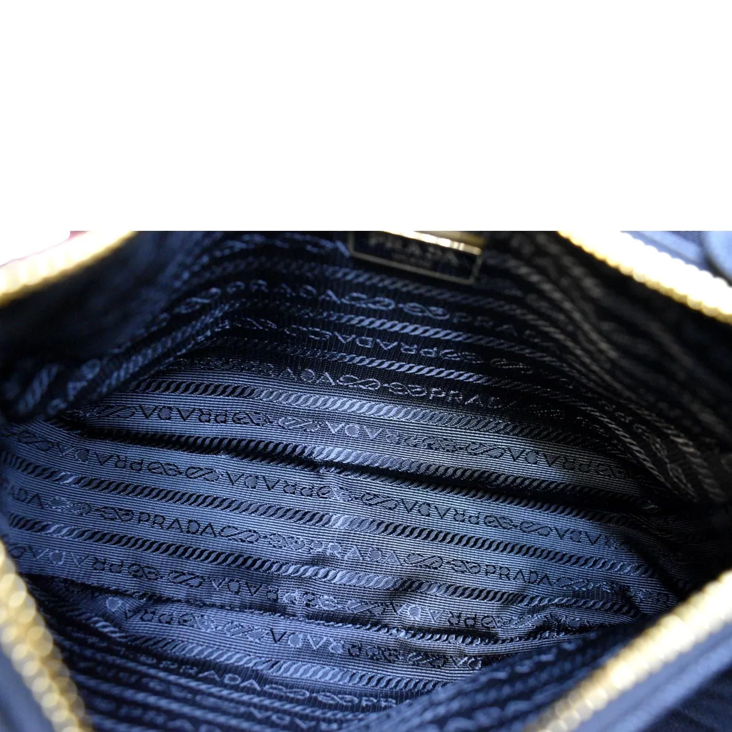 PRADA Re-Edition 2005 Saffiano Leather Shoulder Bag Black