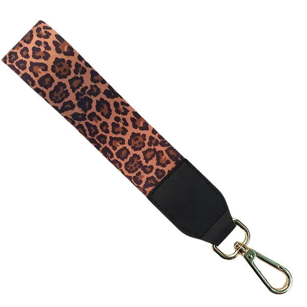 QUILTED CARD WALLET WITH WRISTLET - 3 COLORS
