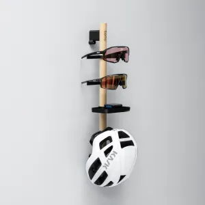 Rack | F . Helmet   Tray   2x Glasses