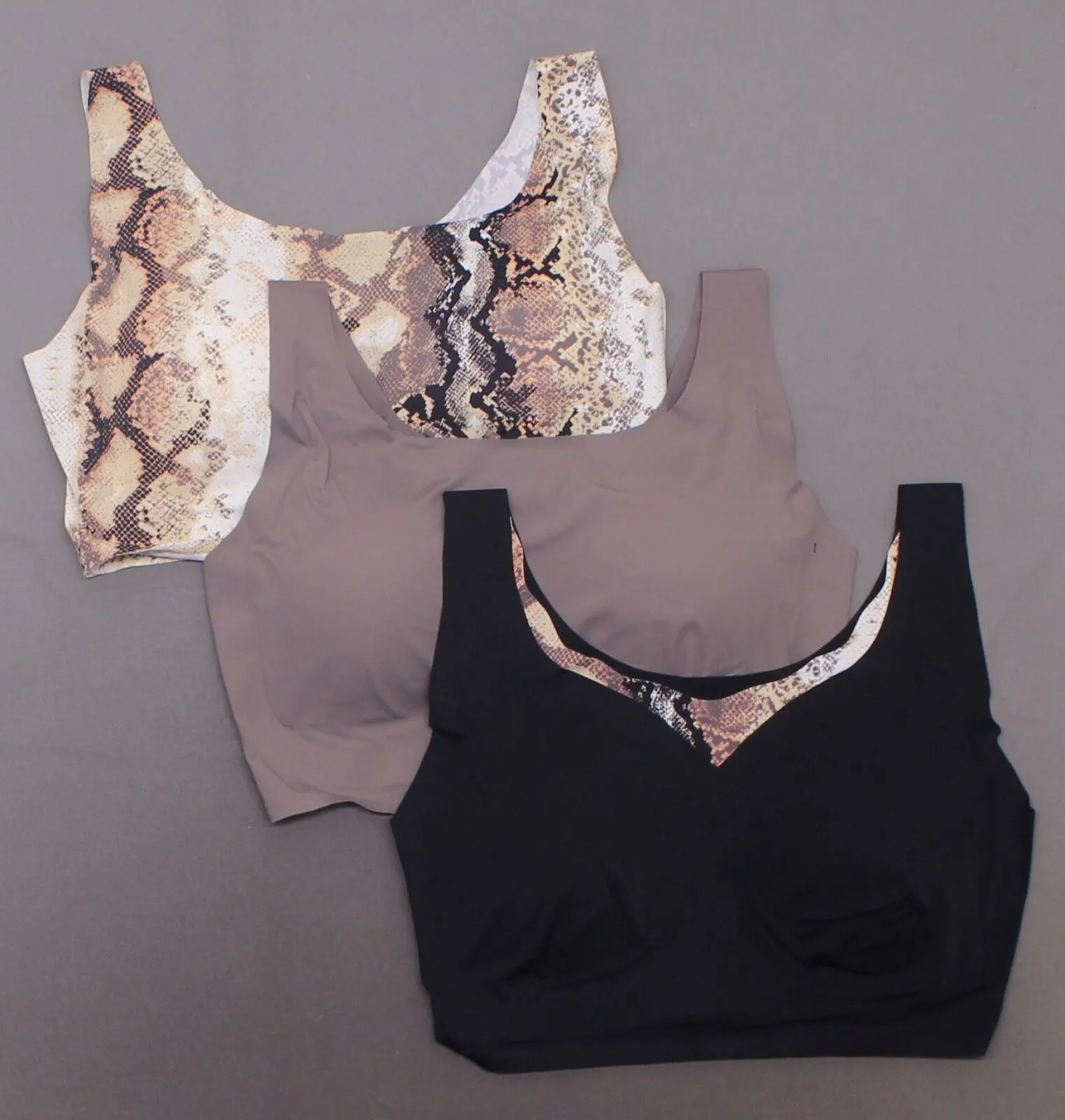 Rhonda Shear 3 Pack Plus Size Body Bras With Removable Pads