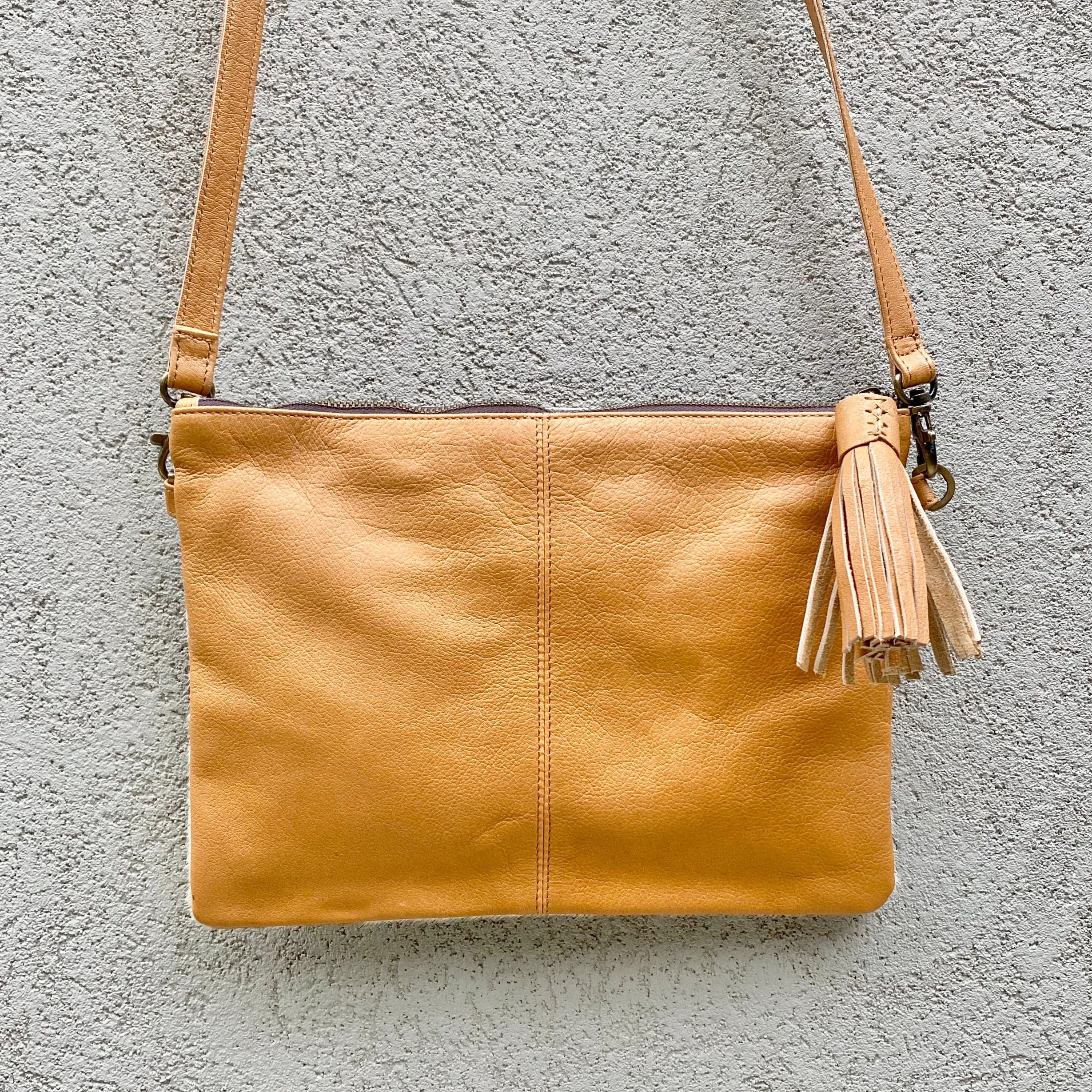 Sahara Reversible Cowhide & Leather Crossbody Clutch Bag - Tan White
