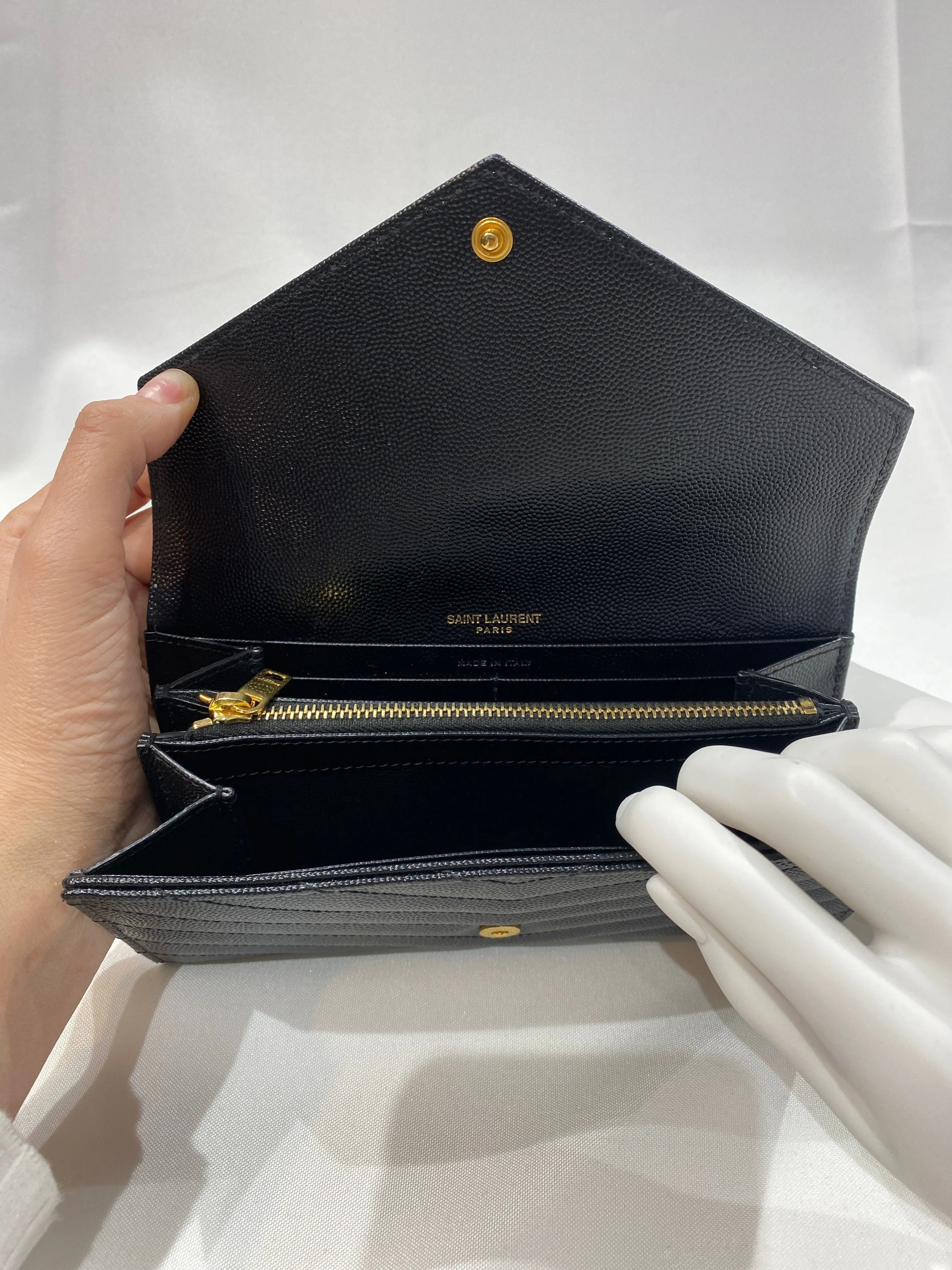 Saint Laurent Black Classic Metelasse Chevron Large Leather Wallet