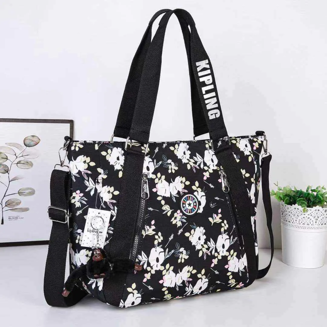 Shoulder bag / sling bag