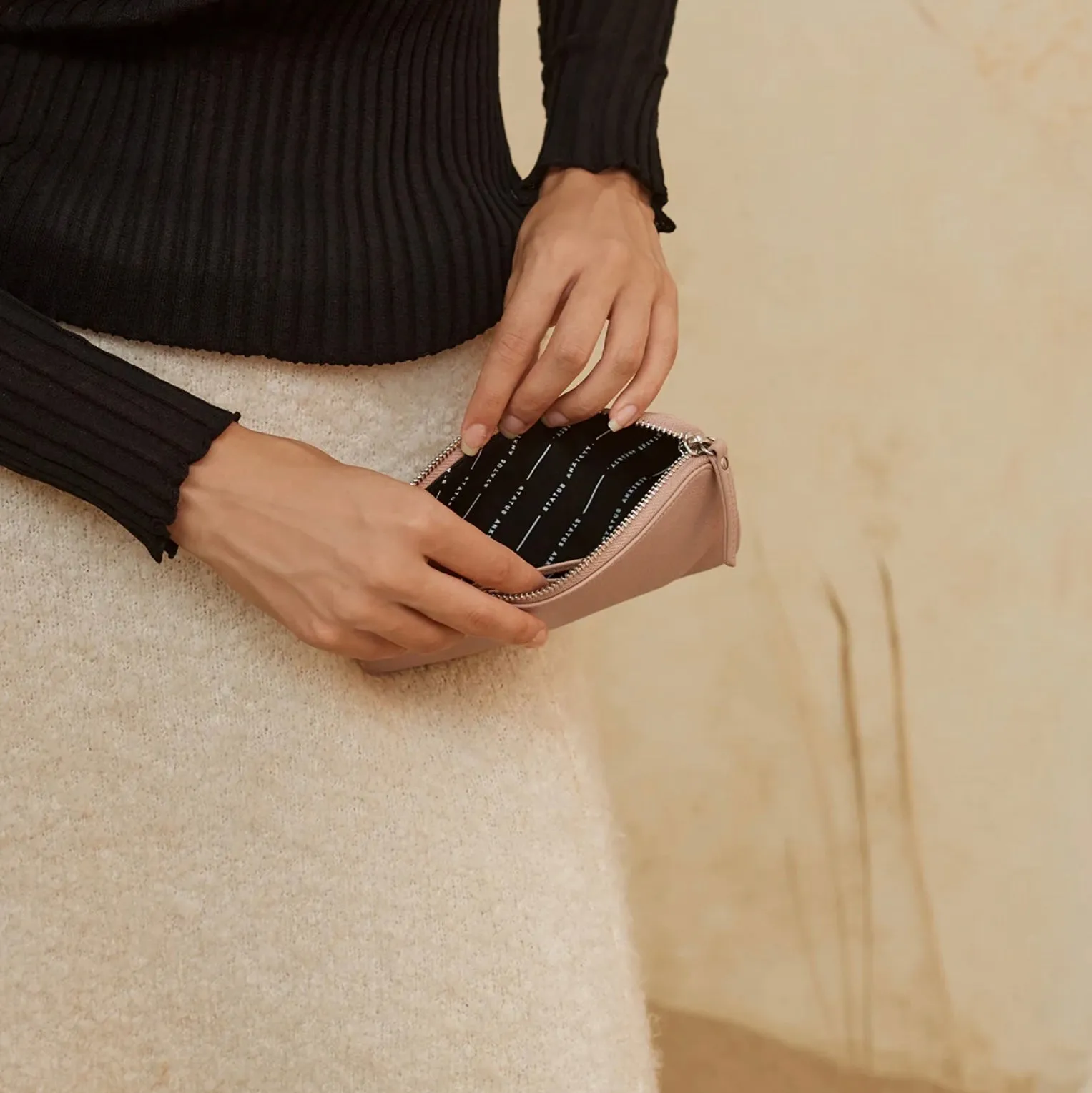 Status Anxiety II SMOKE and MIRRORS Wallet - dusty pink