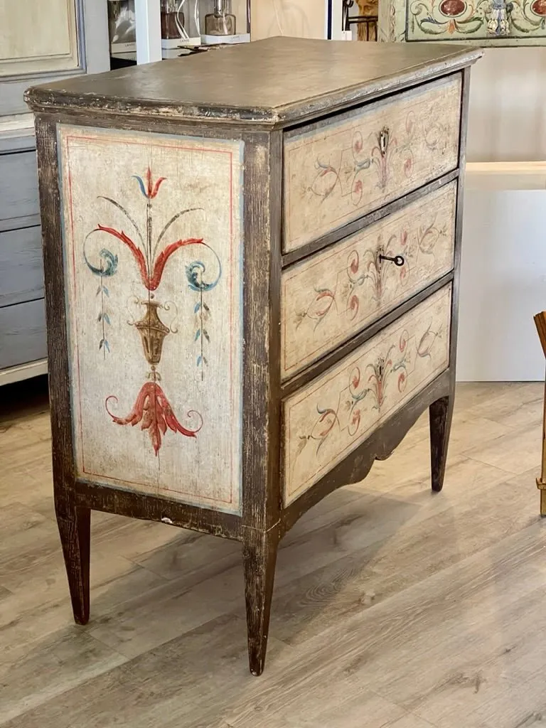 Swedish Chest of Drawers, early 19th Century, Charming Original paint