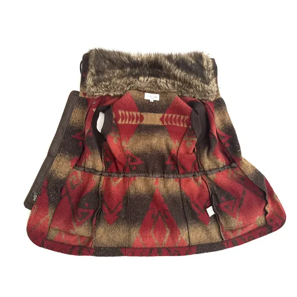 Tasha Polizzi Vest M Zip-Front Brown Red Southwest Blanket Faux-Fur Collar Trim