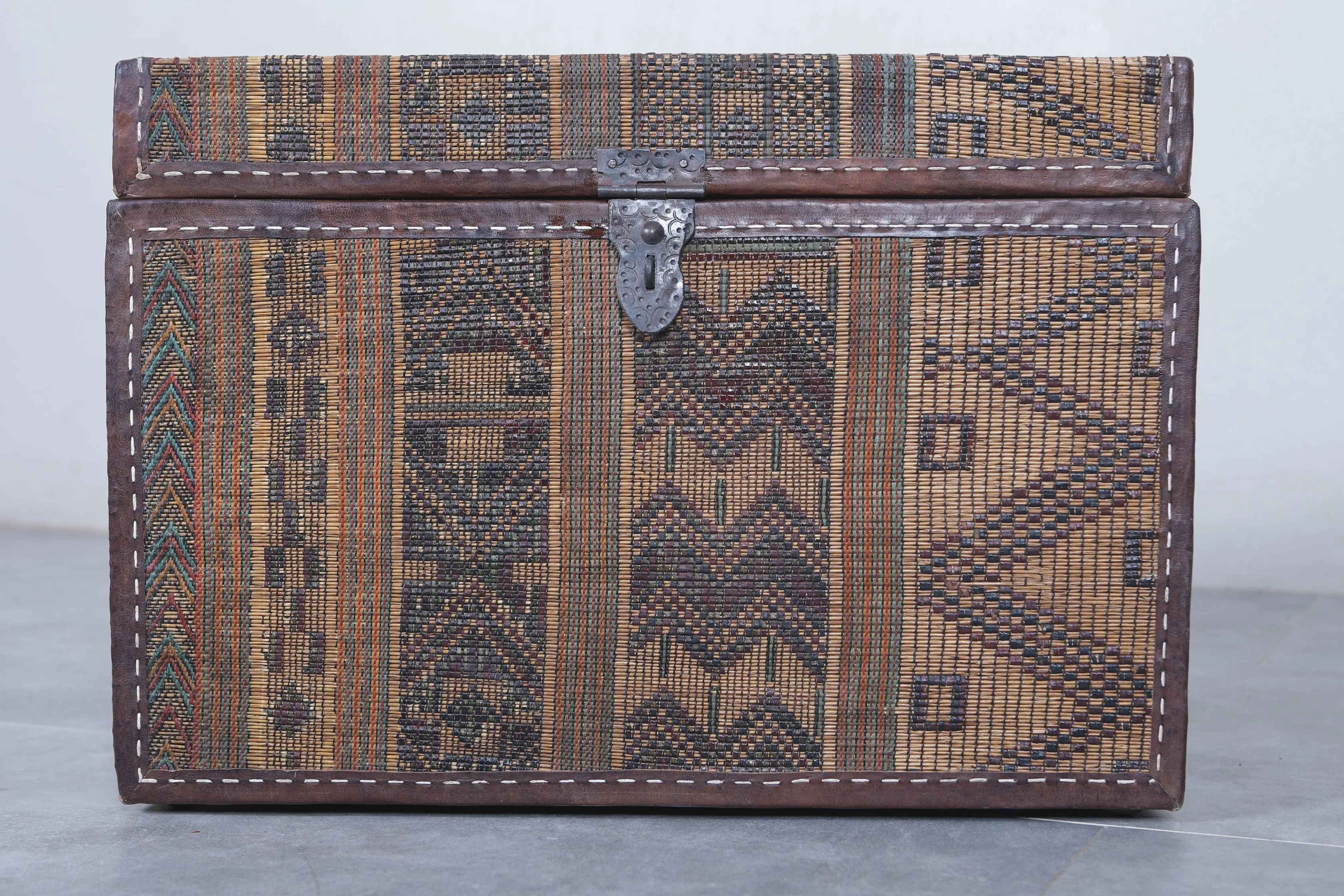 Vintage Moroccan chest  H 16.5 INCHES X W 23.6 INCHES X D 17.7 INCHES