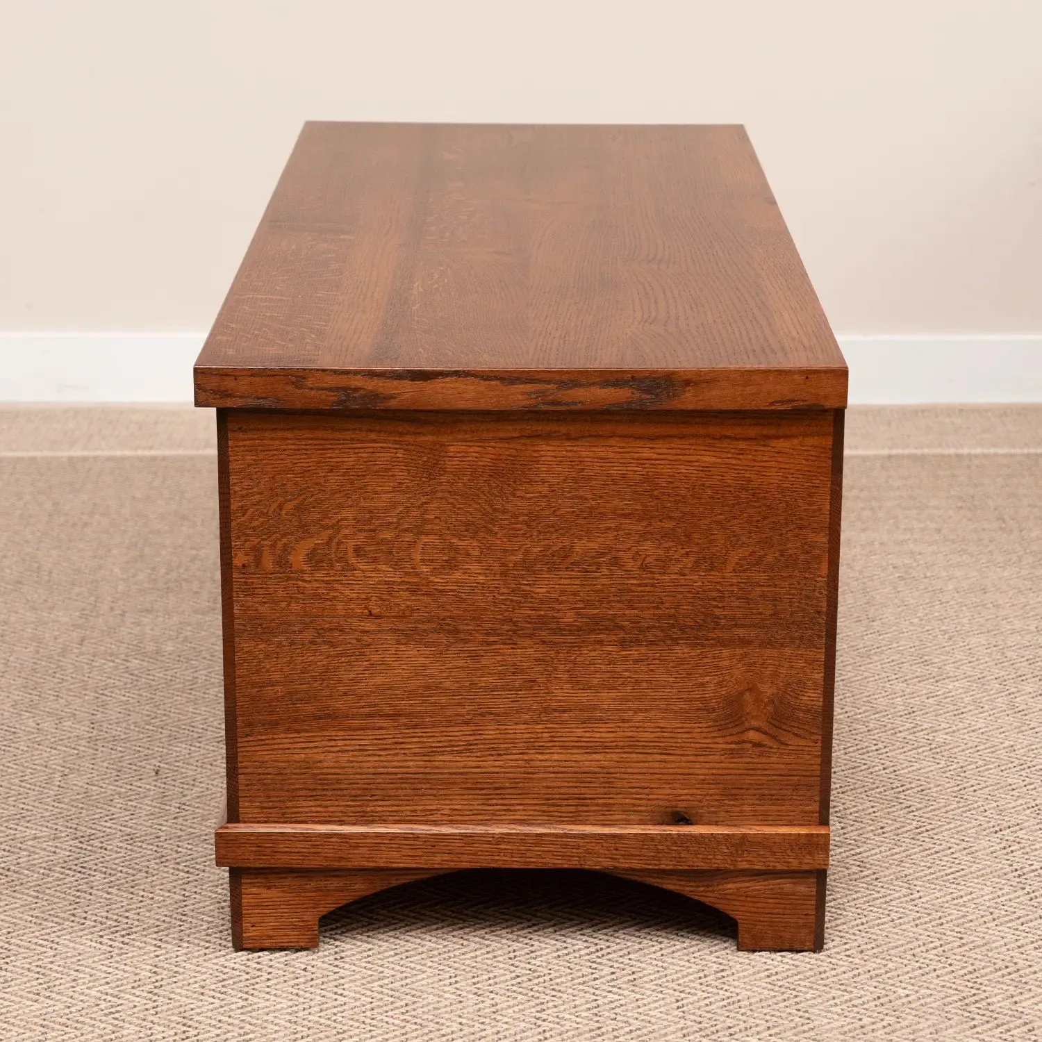 Whitley Rustic Quartersawn Oak Hope Chest, Asbury Stain