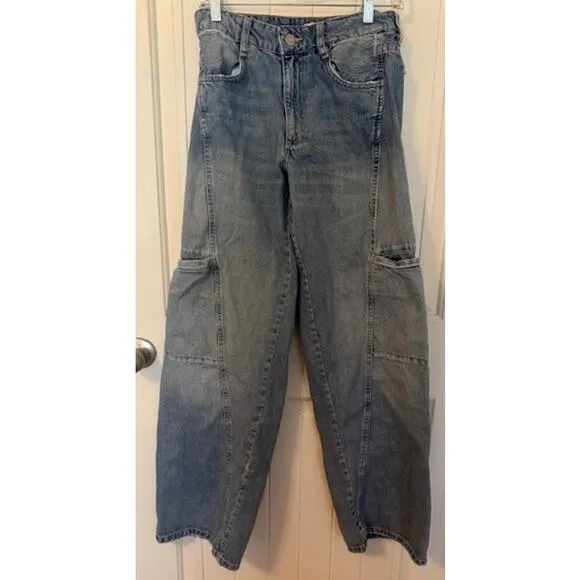 Zara Mid-Rise TRF Cargo Jeans 4